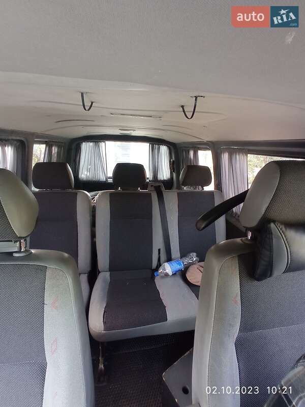 Минивэн Volkswagen Transporter 2005 в Ровно