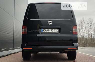 Грузопассажирский фургон Volkswagen Transporter 2012 в Киеве