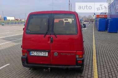 Минивэн Volkswagen Transporter 1997 в Нововолынске