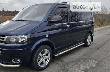 Минивэн Volkswagen Transporter 2012 в Буче