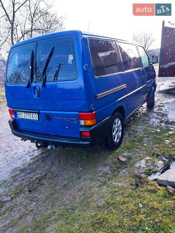 Минивэн Volkswagen Transporter 2001 в Бучаче