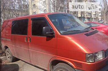 Вантажний фургон Volkswagen Transporter 1999 в Харкові