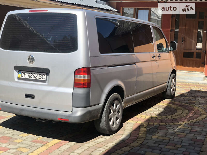 Минивэн Volkswagen Transporter 2009 в 
