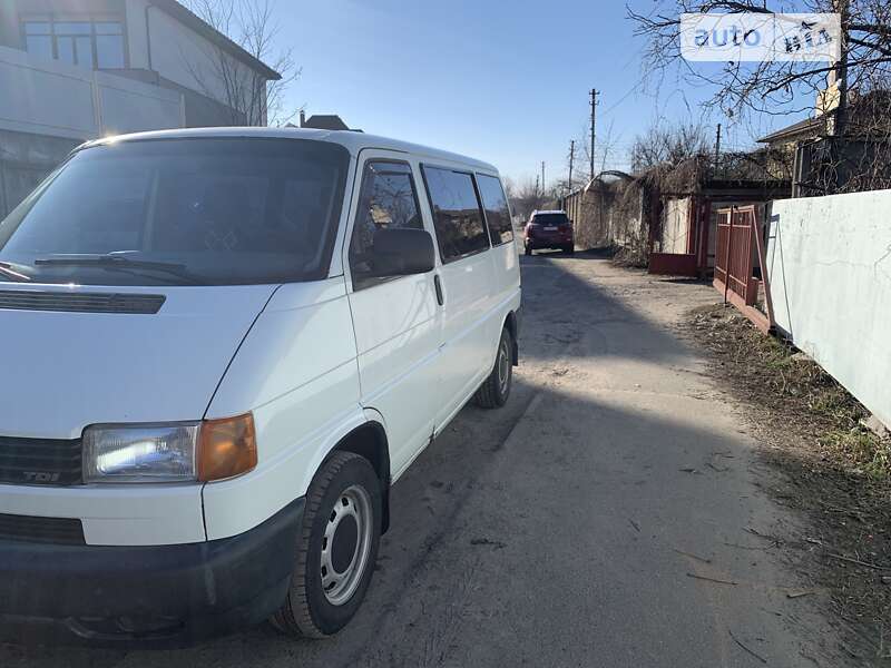 Мінівен Volkswagen Transporter 2002 в Києві