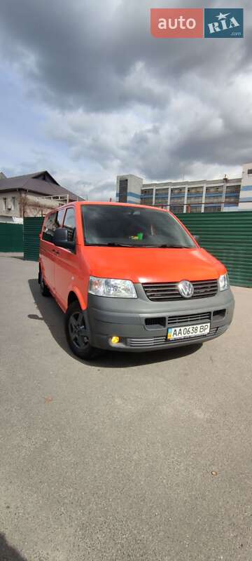 Минивэн Volkswagen Transporter 2008 в Киеве