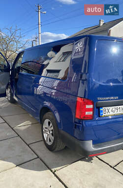Минивэн Volkswagen Transporter 2016 в 