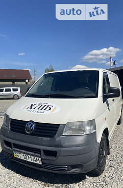 Грузовой фургон Volkswagen Transporter 2005 в Рахове