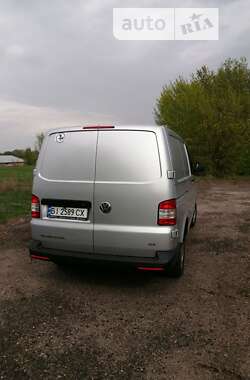 Грузовой фургон Volkswagen Transporter 2015 в Полтаве