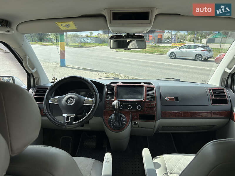 Минивэн Volkswagen Transporter 2011 в Харькове