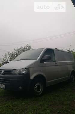 Грузовой фургон Volkswagen Transporter 2015 в Полтаве