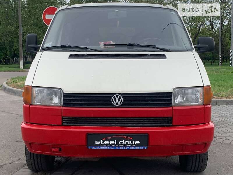 Минивэн Volkswagen Transporter 1993 в Николаеве