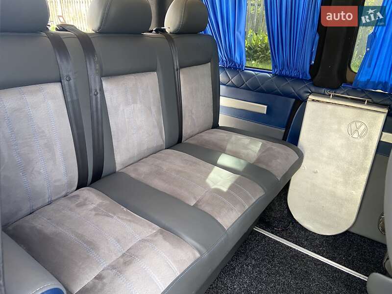 Минивэн Volkswagen Transporter 2009 в Гайсине