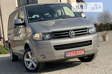 Мінівен Volkswagen Transporter 2015 в Стрию