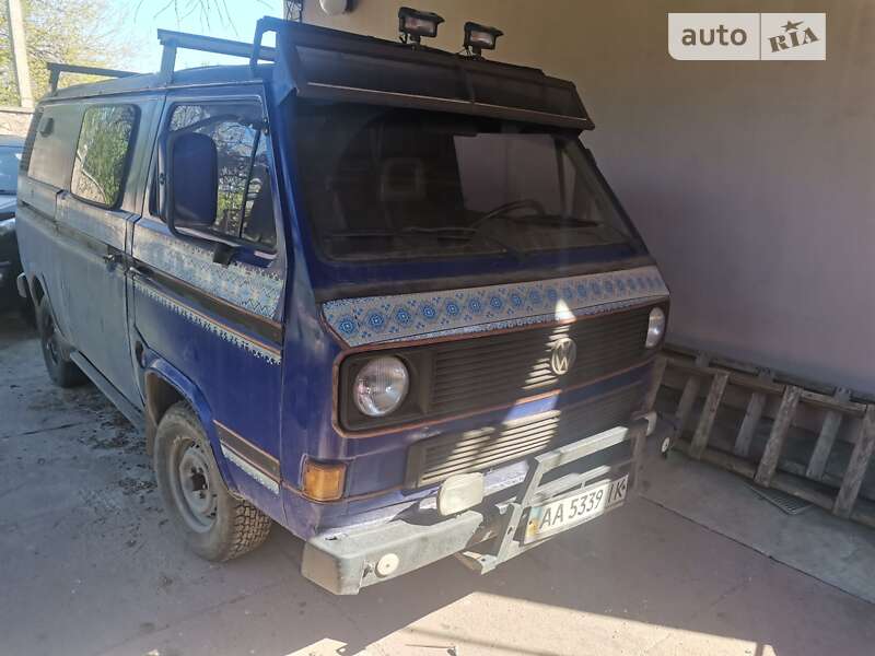 Грузовой фургон Volkswagen Transporter 1986 в Киеве