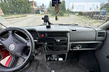 Минивэн Volkswagen Transporter 2000 в Николаеве