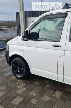 Вантажопасажирський фургон Volkswagen Transporter 2012 в Полтаві