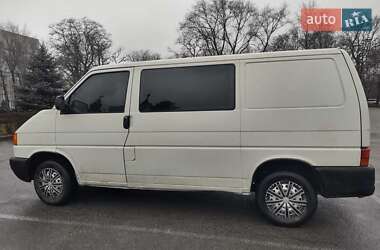 Минивэн Volkswagen Transporter 2000 в 
