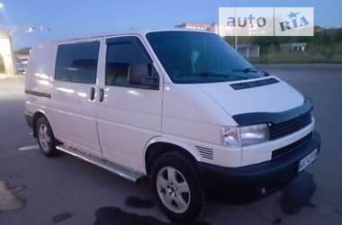 Вантажний фургон Volkswagen Transporter 1999 в Добропіллі