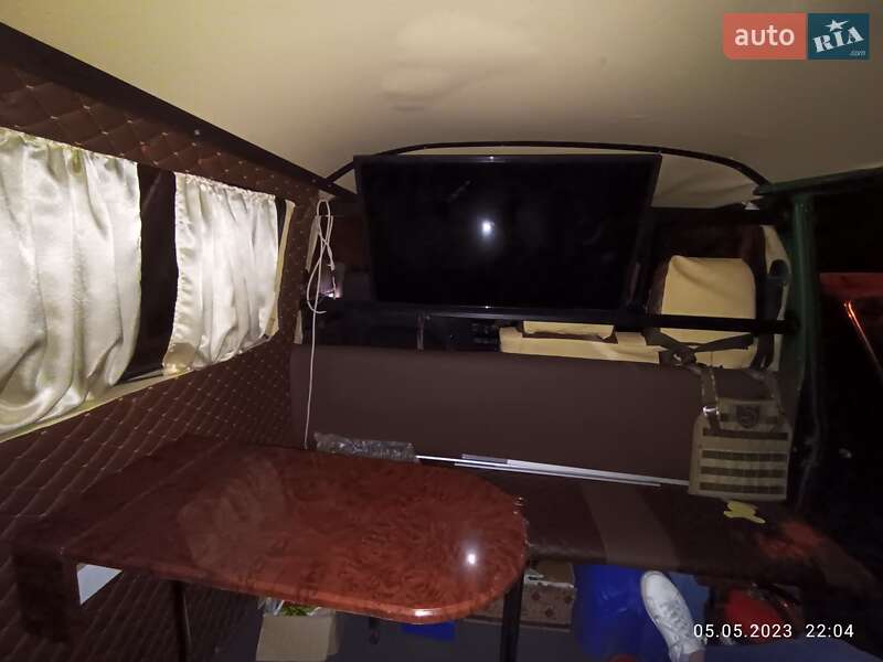 Мінівен Volkswagen Transporter 1986 в Києві