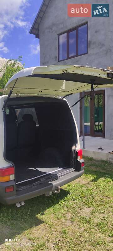 Минивэн Volkswagen Transporter 2002 в Дунаевцах