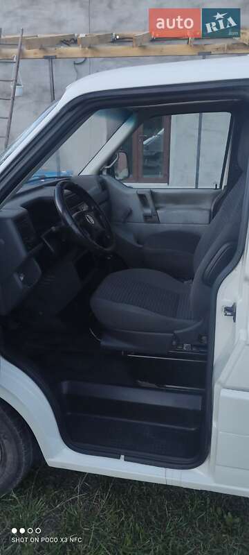 Минивэн Volkswagen Transporter 2002 в Дунаевцах