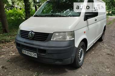 Вантажний фургон Volkswagen Transporter 2005 в Харкові