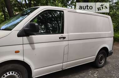 Вантажний фургон Volkswagen Transporter 2005 в Харкові