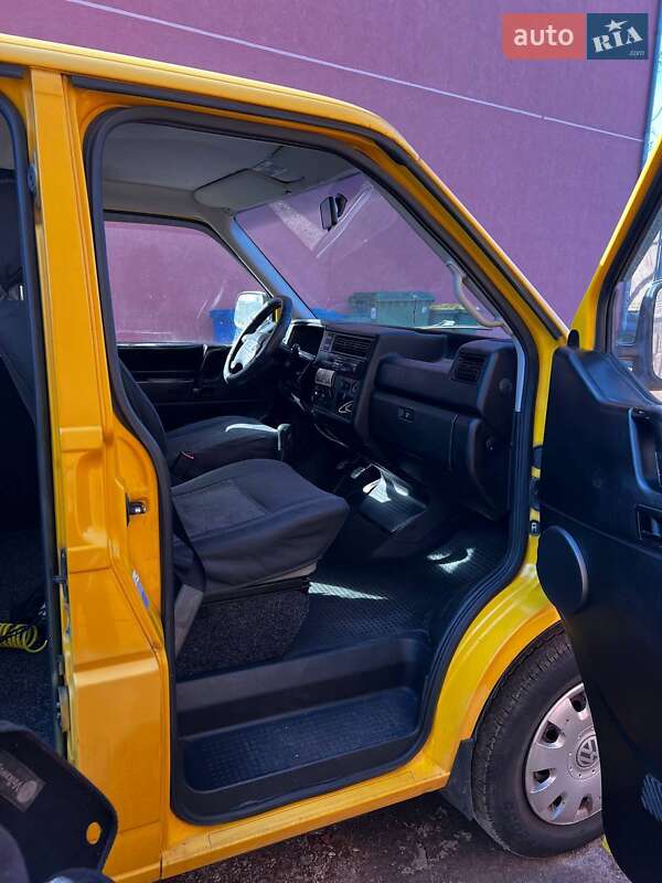Минивэн Volkswagen Transporter 1999 в Харькове