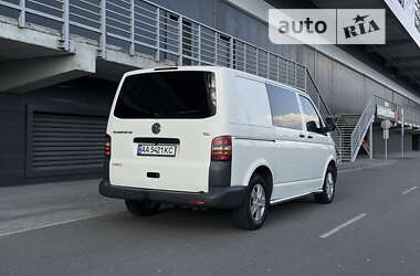 Грузовой фургон Volkswagen Transporter 2008 в Киеве