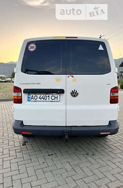 Мінівен Volkswagen Transporter 2006 в Хусті