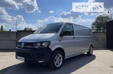 Вантажний фургон Volkswagen Transporter 2016 в Кривому Розі