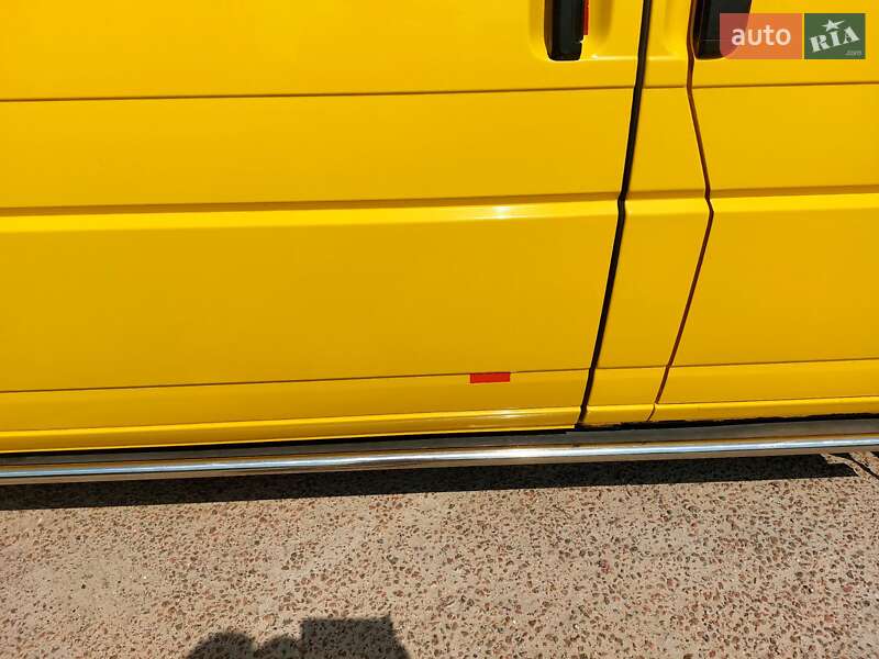 Минивэн Volkswagen Transporter 1999 в Чернигове