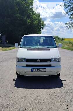 Мінівен Volkswagen Transporter 2000 в Умані