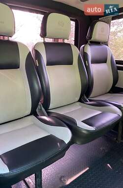 Минивэн Volkswagen Transporter 2005 в 