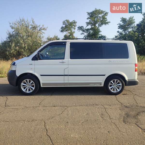 Минивэн Volkswagen Transporter 2009 в Белгороде-Днестровском