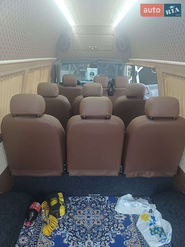 Минивэн Volkswagen Transporter 1999 в Мостиске