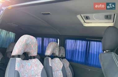 Минивэн Volkswagen Transporter 2009 в 