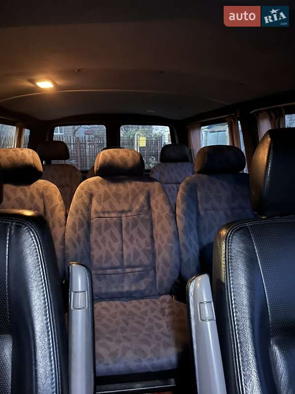 Минивэн Volkswagen Transporter 2009 в Ивано-Франковске