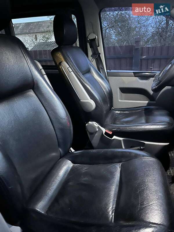 Минивэн Volkswagen Transporter 2009 в Ивано-Франковске