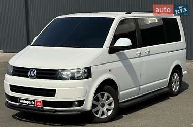 Минивэн Volkswagen Transporter 2014 в 