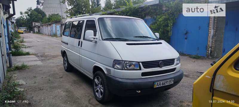 Минивэн Volkswagen Transporter 2001 в Киеве