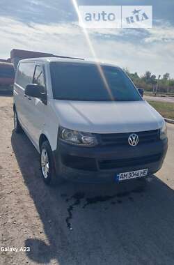 Грузовой фургон Volkswagen Transporter 2010 в Овруче