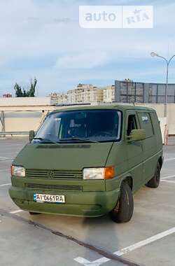 Грузопассажирский фургон Volkswagen Transporter 2002 в Киеве