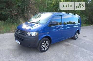 Минивэн Volkswagen Transporter 2011 в Буче