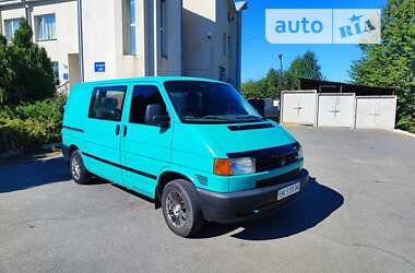 Мінівен Volkswagen Transporter 2002 в Новій Ушиці