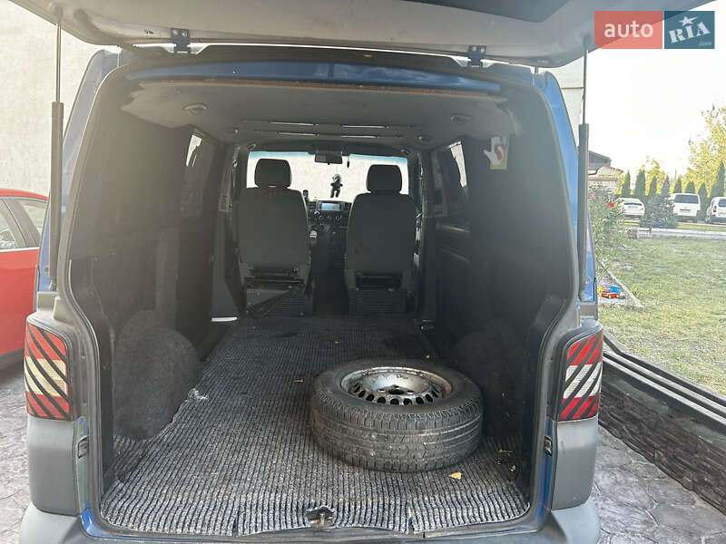 Мінівен Volkswagen Transporter 2010 в Києві