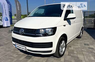 Вантажний фургон Volkswagen Transporter 2018 в Рівному