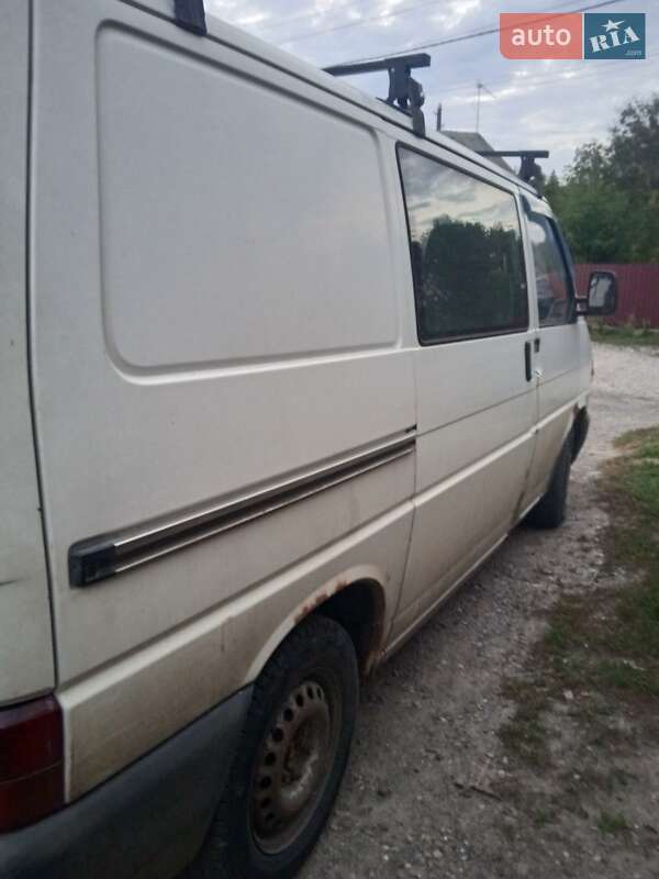 Минивэн Volkswagen Transporter 2000 в Жмеринке
