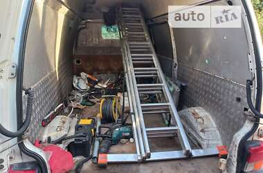 Грузовой фургон Volkswagen Transporter 2003 в Лубнах