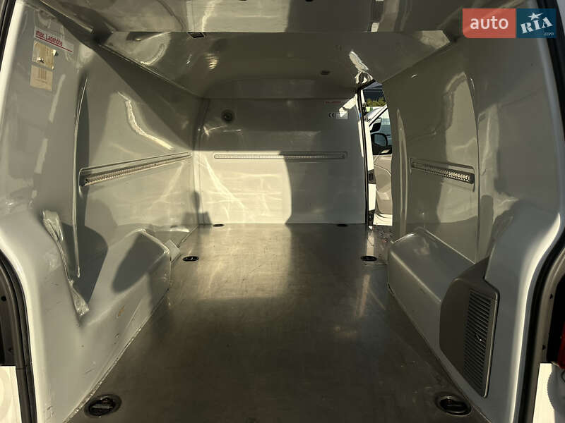 Грузовой фургон Volkswagen Transporter 2018 в Берегово фото 27 Грузовой фургон Volkswagen Transporter 2018 в Берегово